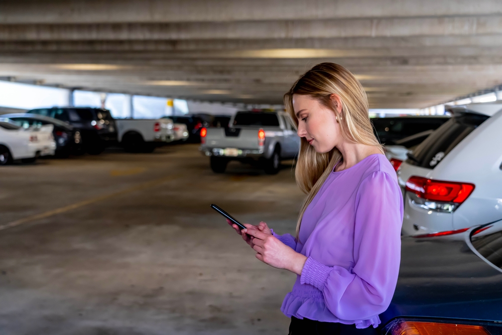 Remember These Situational Awareness Tips to Stay Safe in Public